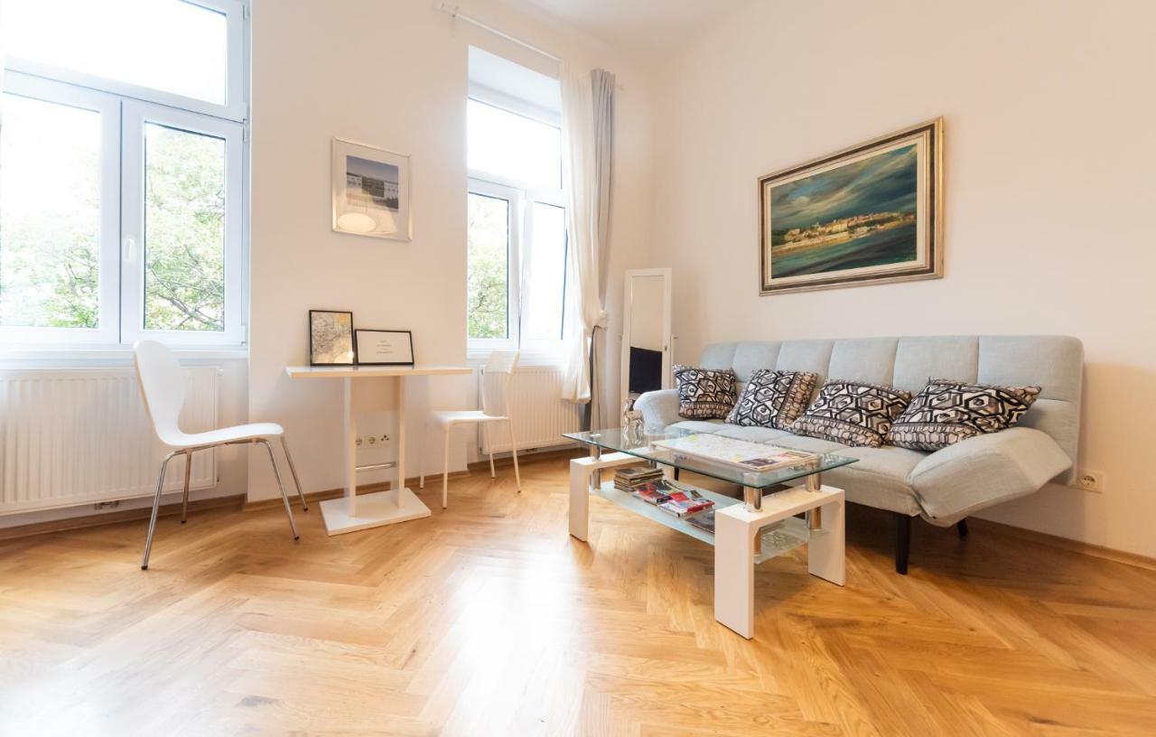 Apartamento Prater Studio Next Fair, Un, Wu And City Center Viena Exterior foto