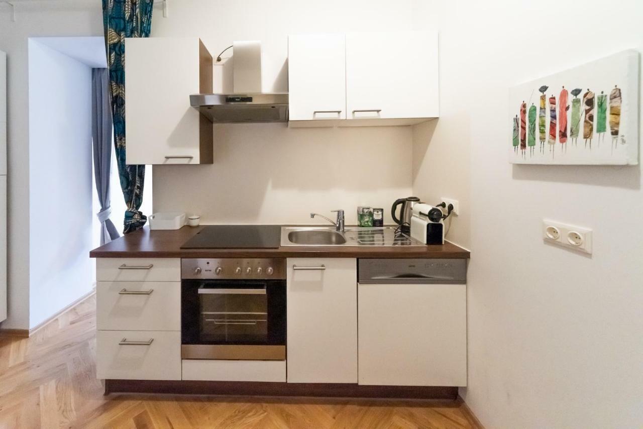 Apartamento Prater Studio Next Fair, Un, Wu And City Center Viena Exterior foto