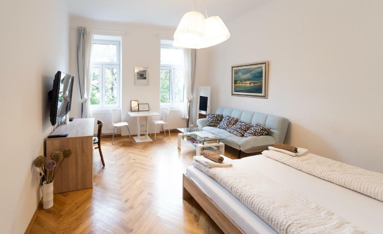 Apartamento Prater Studio Next Fair, Un, Wu And City Center Viena Exterior foto