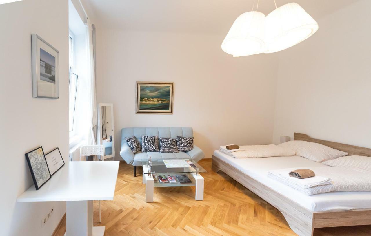 Apartamento Prater Studio Next Fair, Un, Wu And City Center Viena Exterior foto